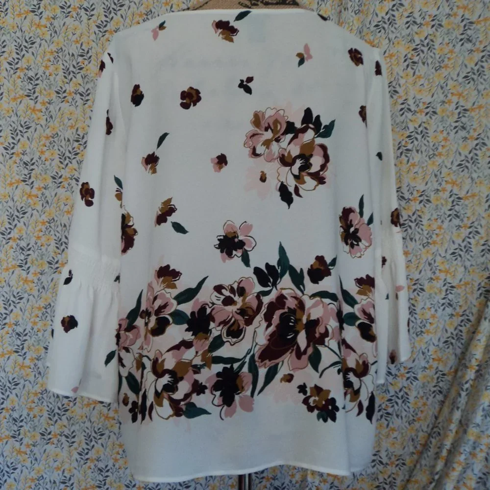 Flowy Top - Picture 7 of 7